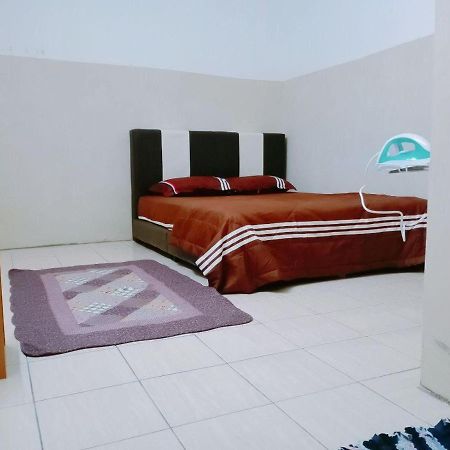Homestay Ummi Razzin Kuala Kangsar Zewnętrze zdjęcie